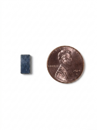 Picture of Rectangular Magnet - 3/8" x 3/16" x 1/32" (10x5x1mm)